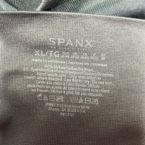 Spanx Camo Leggings XL - Picture 2 of 7